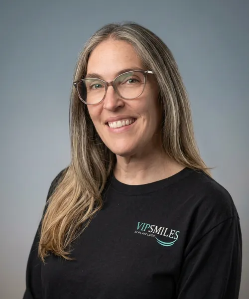 Carin, Registered Dental Assistant